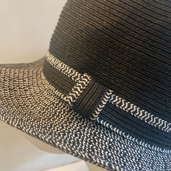 Black and grey fedora Retro style flexible hat - Picture 9 of 13